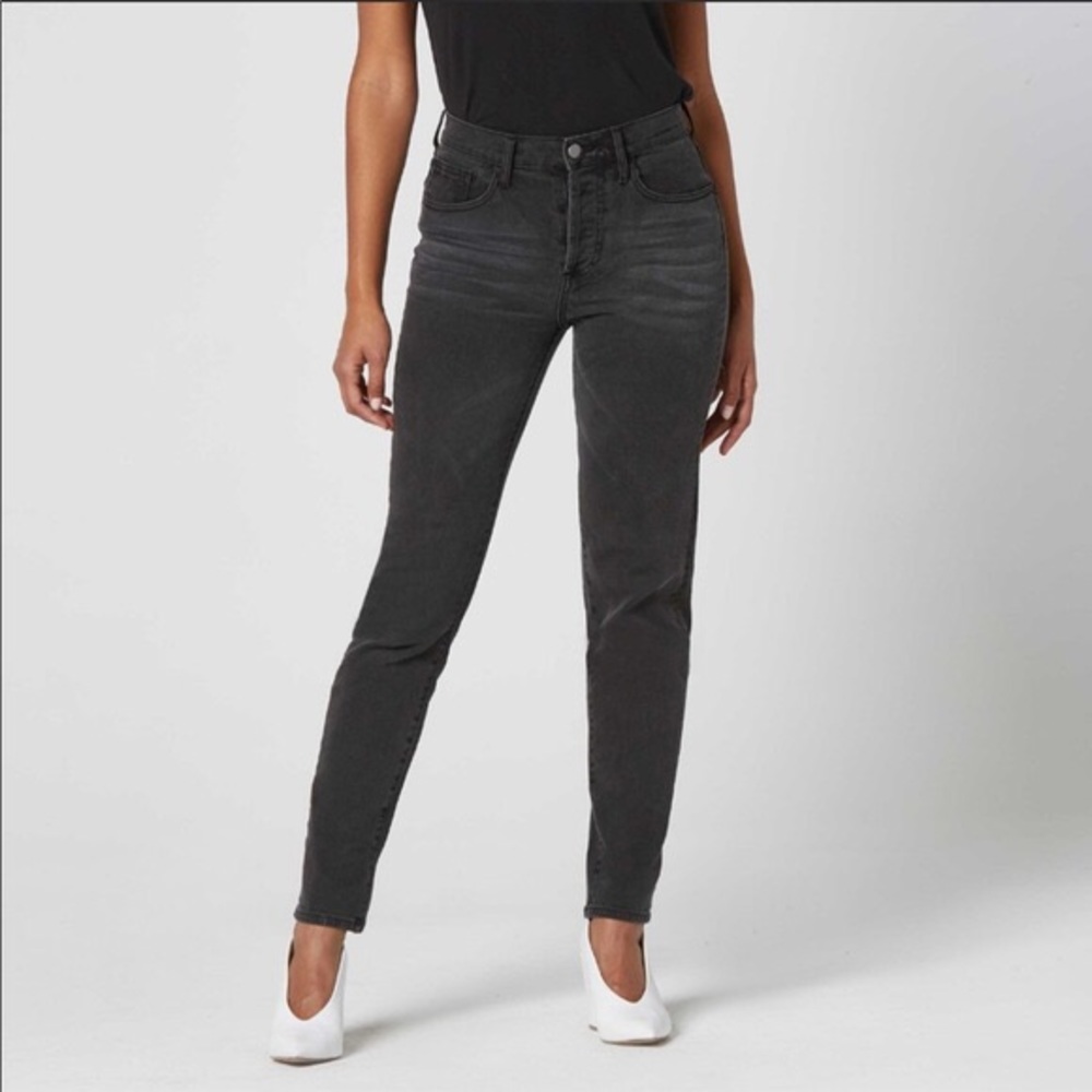 DSTLD Mom Jeans